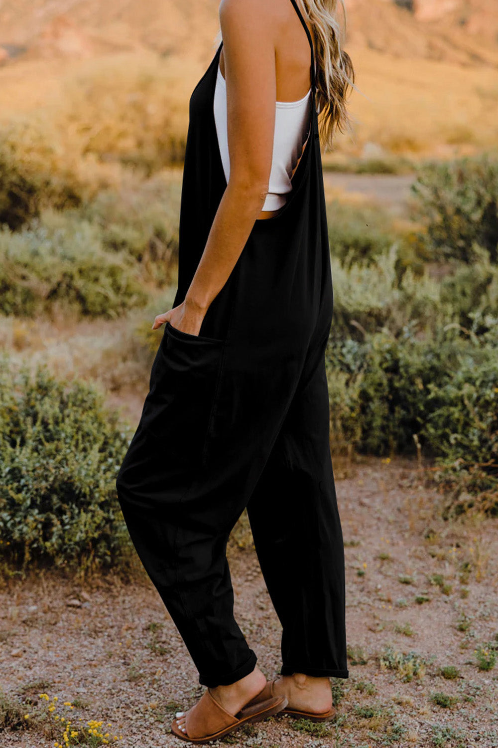 Sleeveless V-Neck Pocketed Jumpsuit