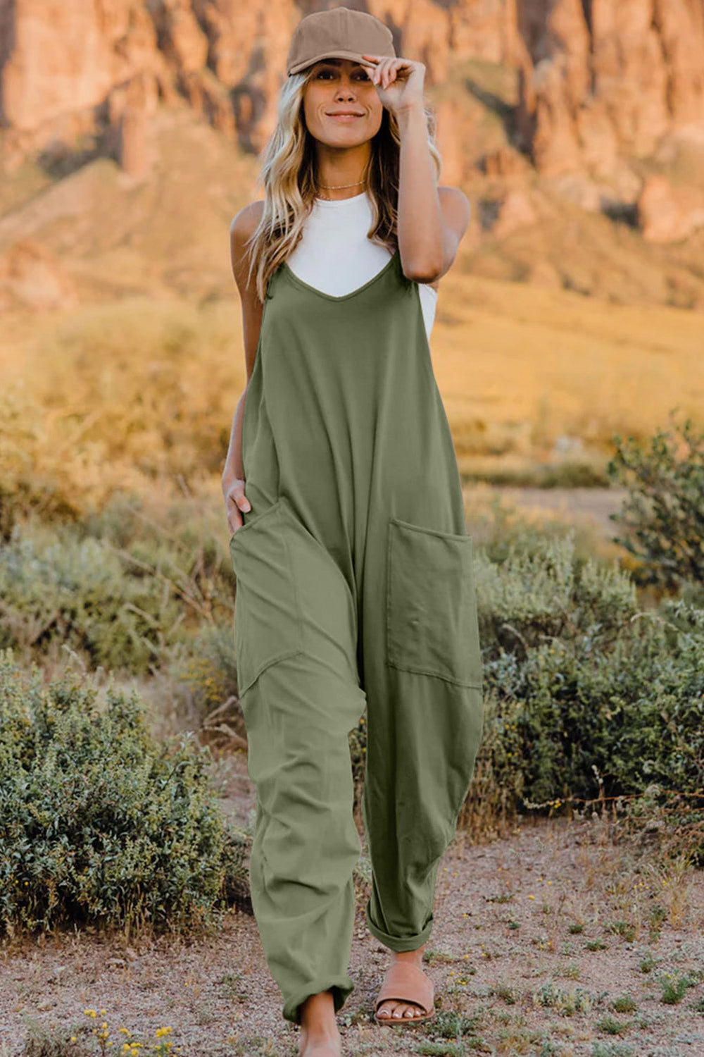 Sleeveless V-Neck Pocketed Jumpsuit