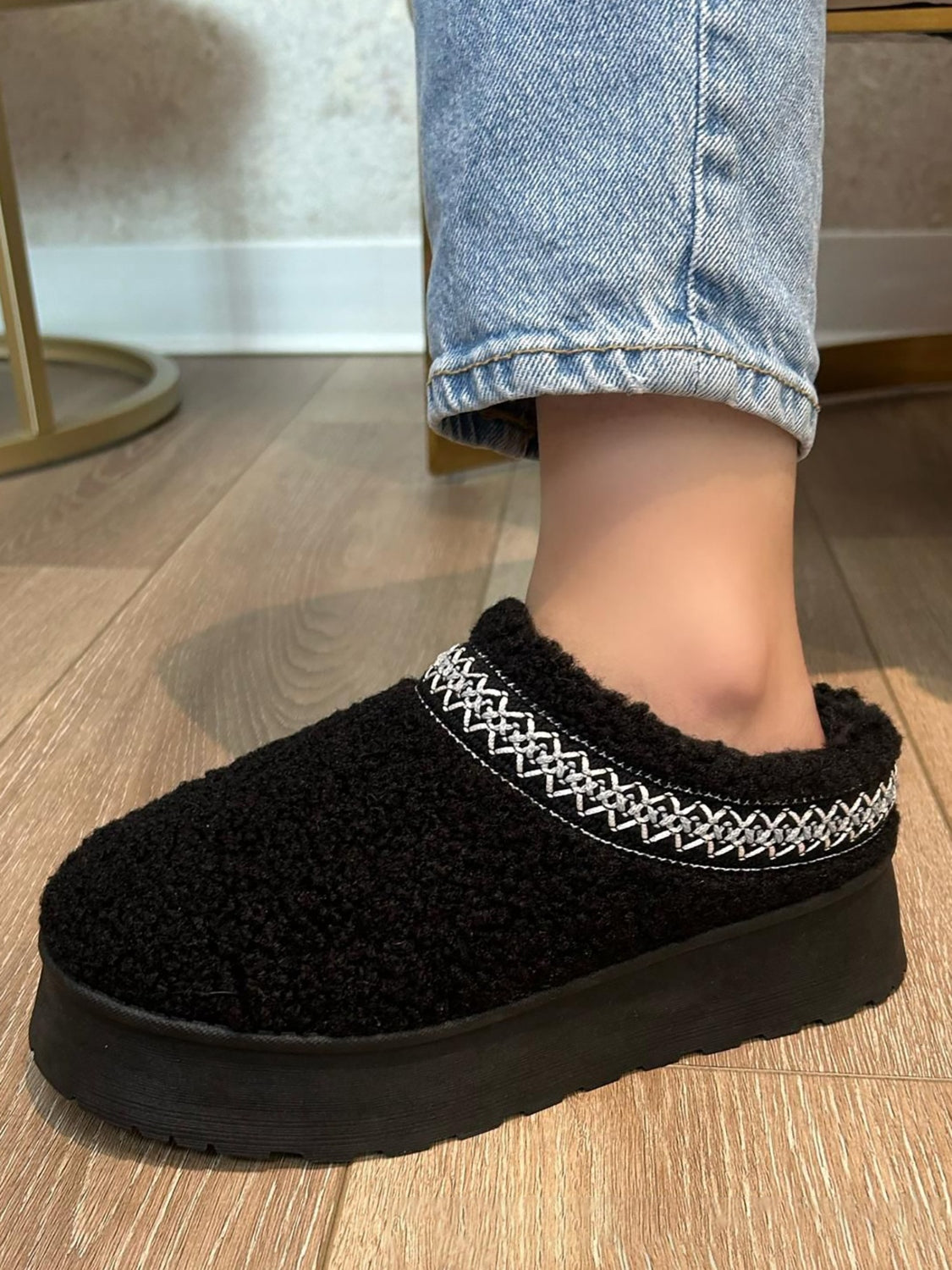 Diva Platform Sherpa Slippers