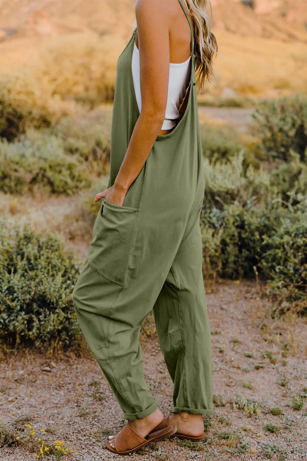 Sleeveless V-Neck Pocketed Jumpsuit